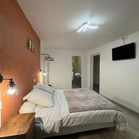 Le Napoleon Hotel