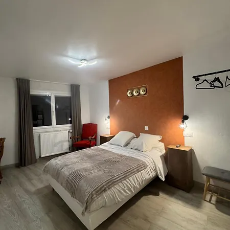 Le Napoleon Hotel